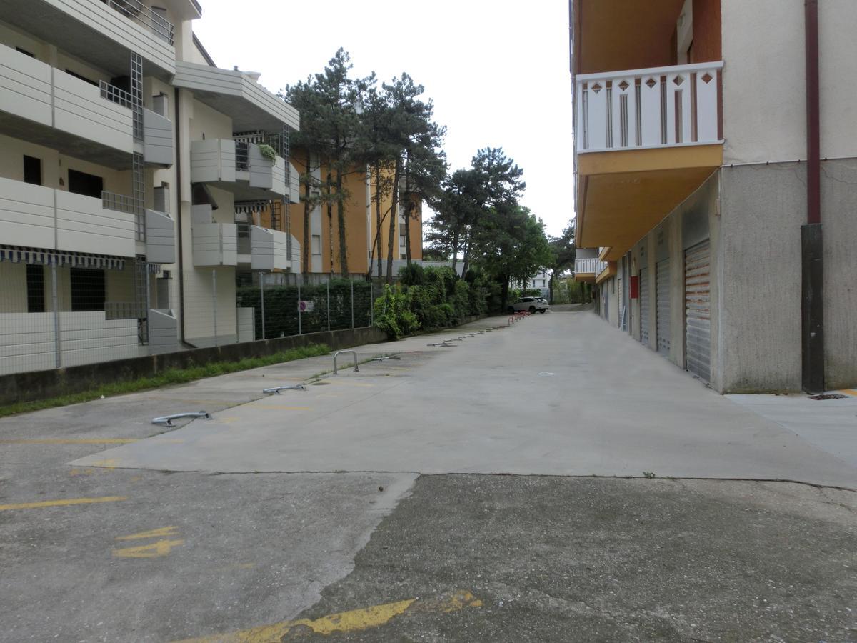 Lucerna Apartment Lignano Sabbiadoro Exterior photo